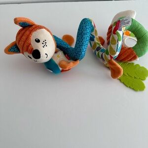 Infantino Spiral Activity Toy Plush Fox Head and Various Sensory Attachments